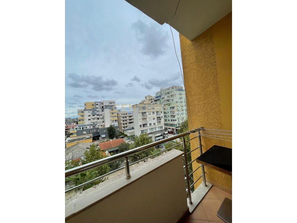 JEPET ME QERA APARTAMNET 1+1 NE PLAZH RROTA E KUQE !