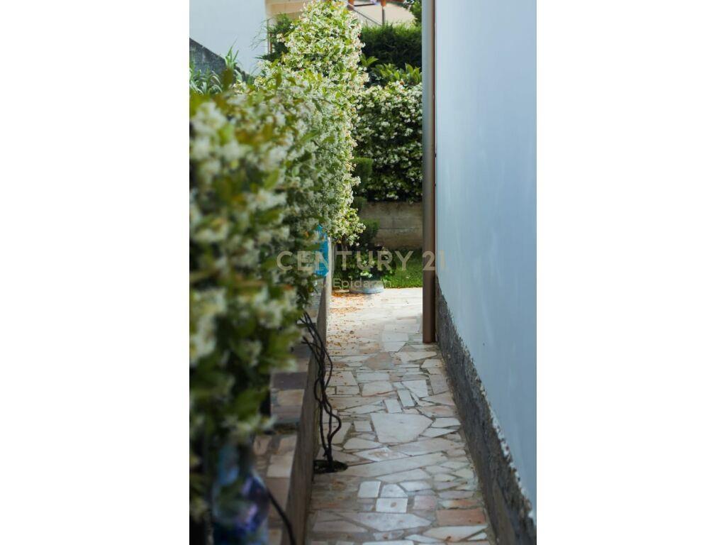 SHTEPI PRIVATE PER SHITJE NE SUKTH, DURRES – 120000€ | 187M²