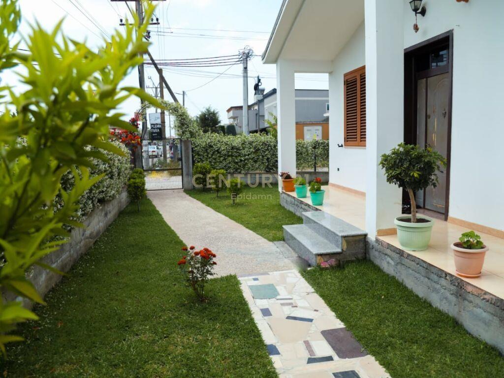 SHTEPI PRIVATE PER SHITJE NE SUKTH, DURRES – 120000€ | 187M²