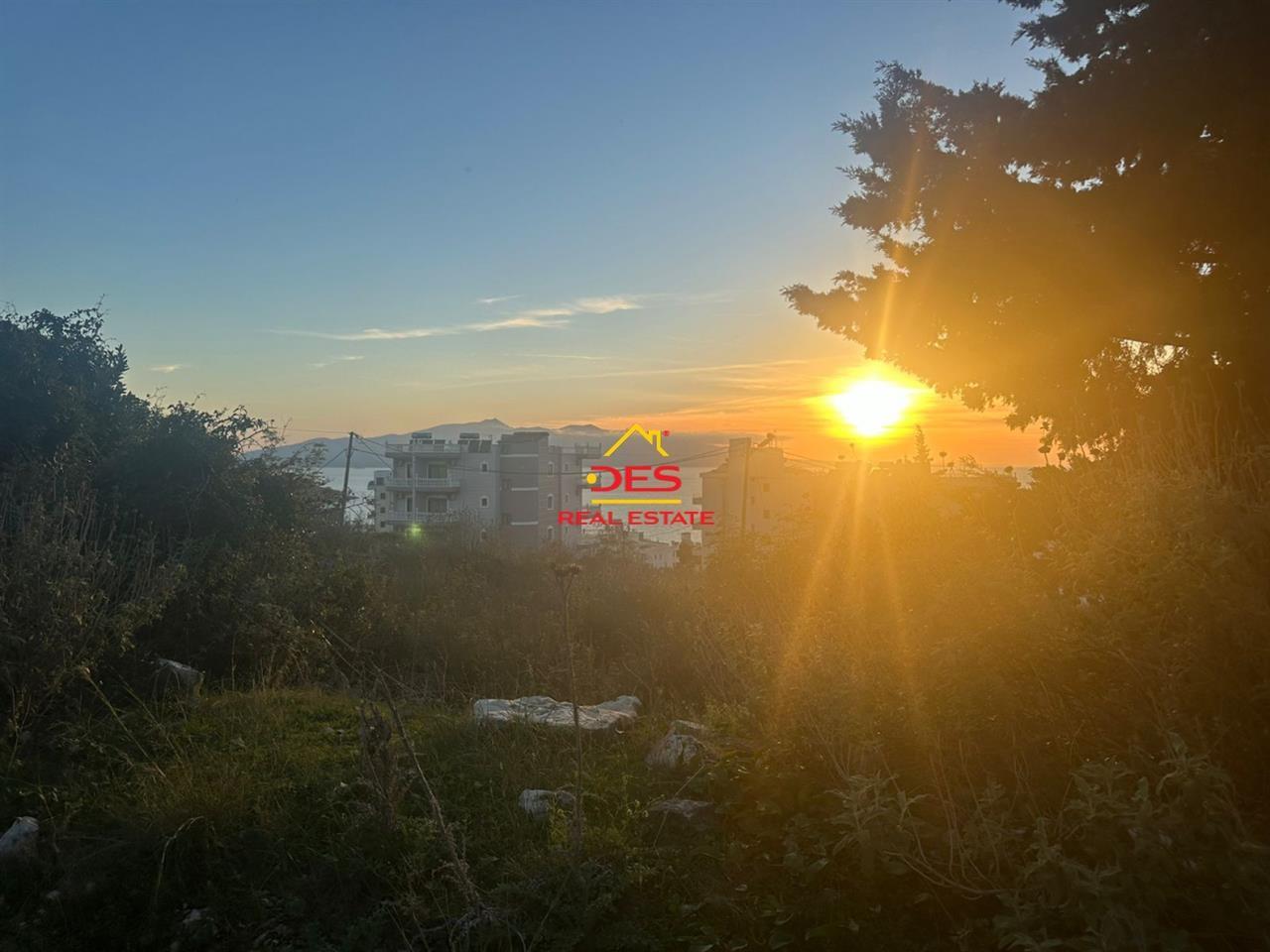 SHITET TOKË TRUALL 342m2 NË SARANDË