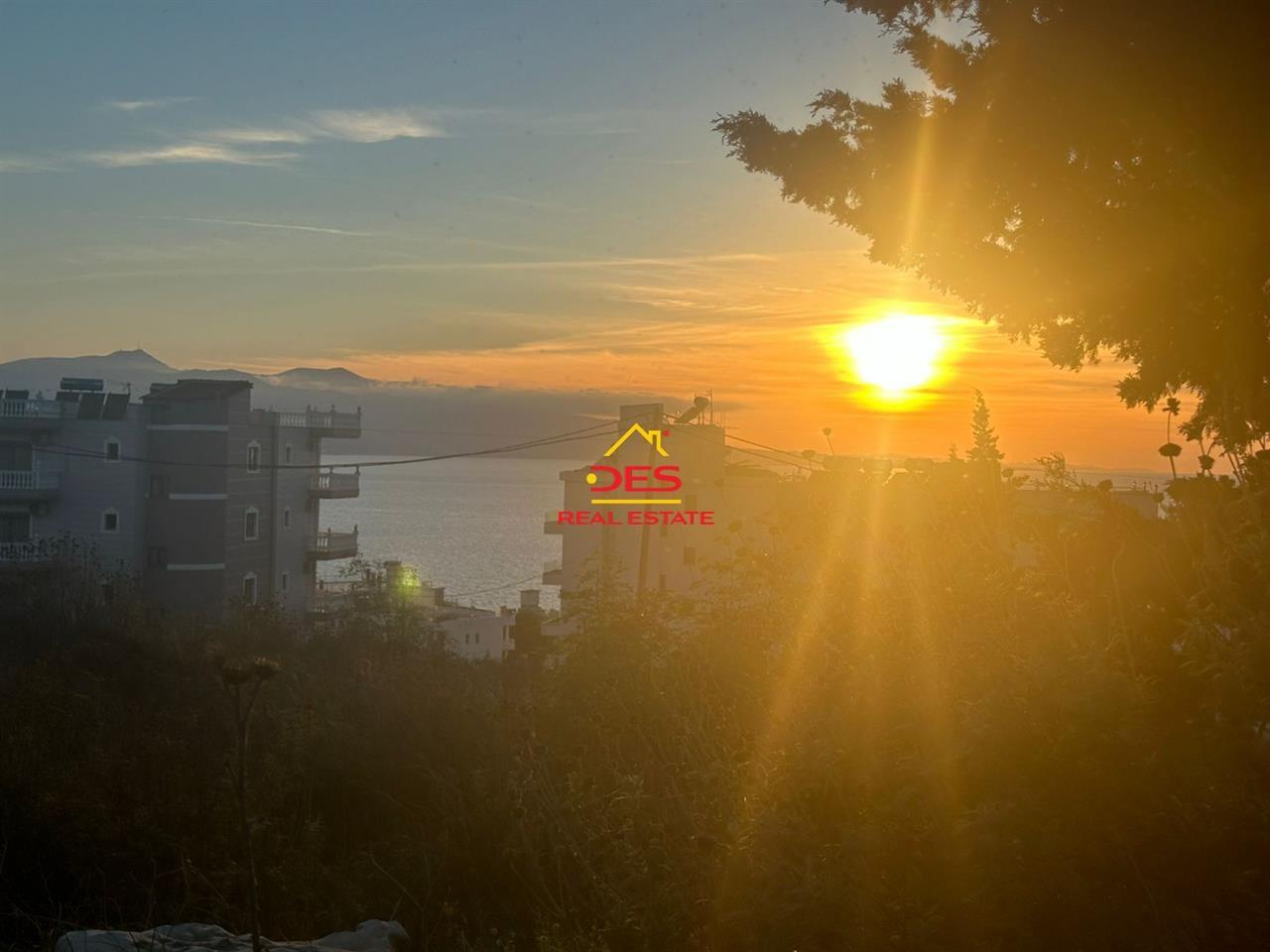 SHITET TOKË TRUALL 342m2 NË SARANDË