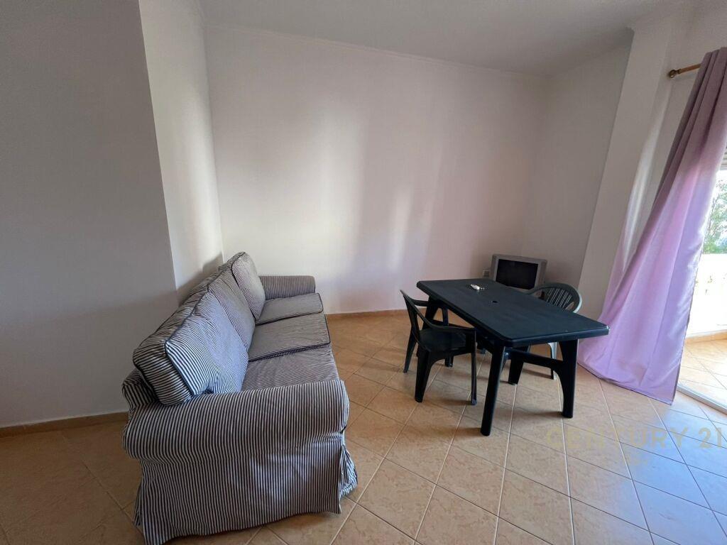 SHITET GARSONIERE TEK FLOWER HOTEL!