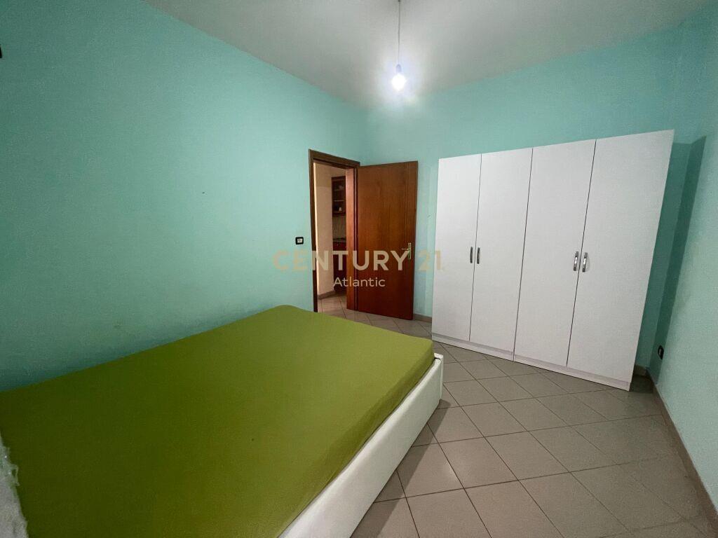 JEPET APARTAMENT ME QERA 1+1 NE PLAZH!