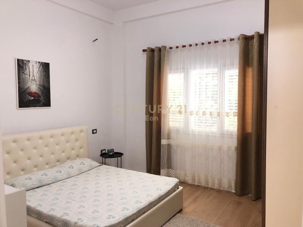 JEPET ME QIRA KAT VILE 2+1 PRANE ZJARRFIKESES DURRES!