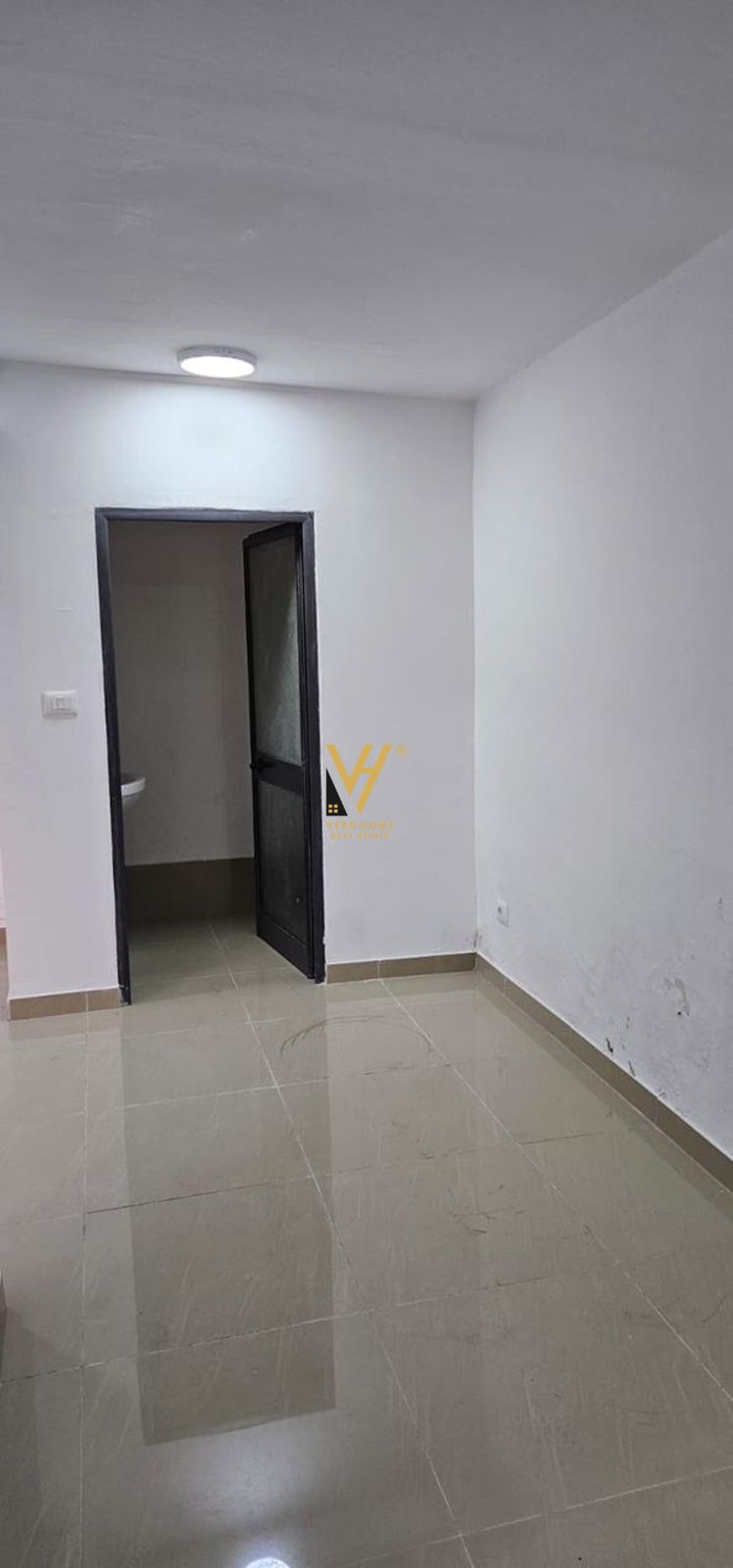 DYQAN 30 M2 ME QERA TE QYTETI I STUDENTI 30.000 LE