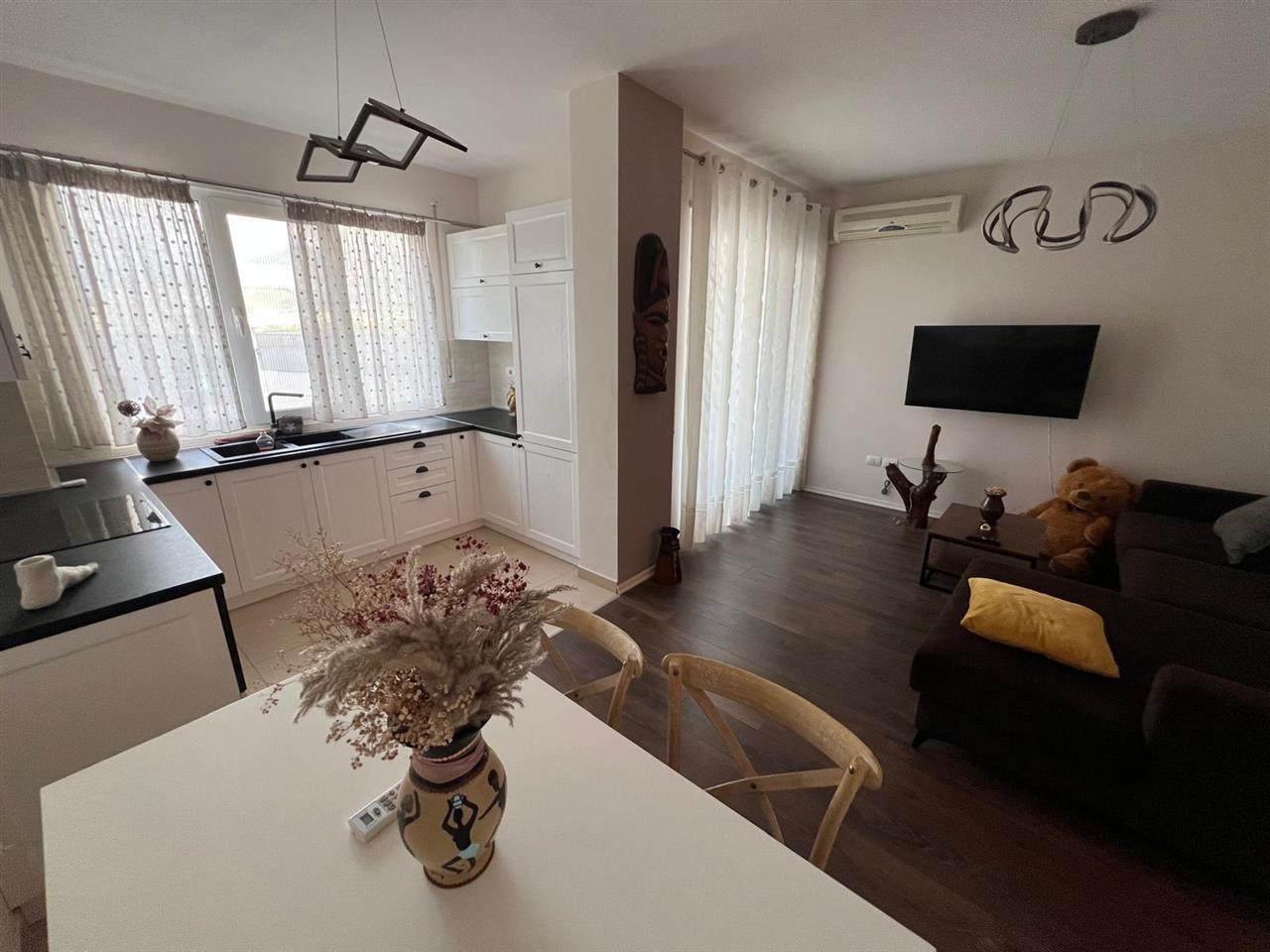 Apartament 2+1 me Qera, Kopshti Zoologjik, – 700€
