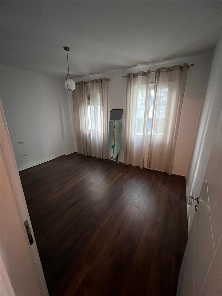 Apartament 2+1 me Qera, Kopshti Zoologjik, – 700€