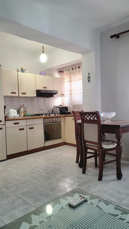 JEPET APARTAMENT 2+1 TE TATIMET DURRES!