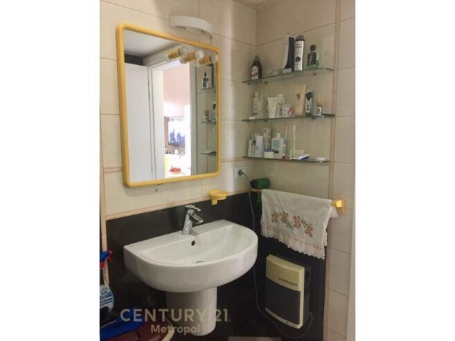 JEPET ME QERA APARTAMENT 1+1 700 € Metropol99788