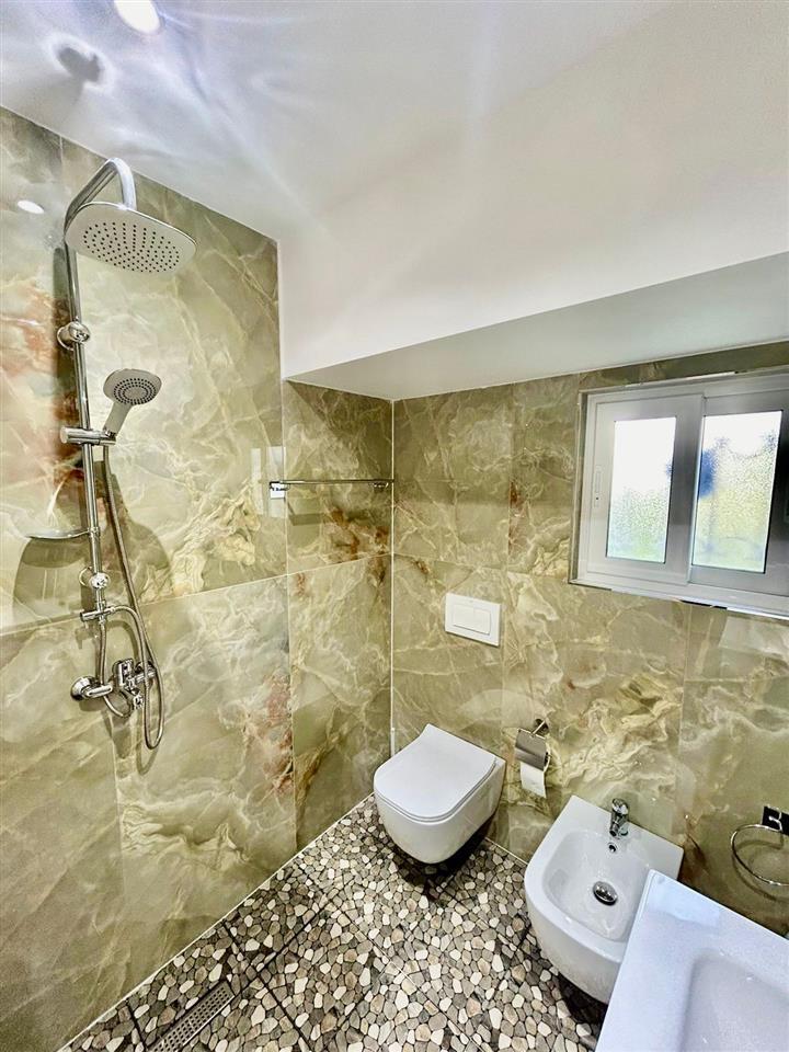 JEPET ME QERA SHTEPIA E MOBILUAR ME TE GJITHA KUSHTET – 7