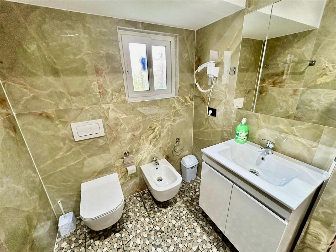 JEPET ME QERA SHTEPIA E MOBILUAR ME TE GJITHA KUSHTET – 7