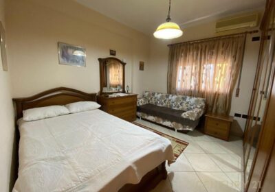 Japim me qira apartament 1+1 ne rrugën e Kavajës, bot102468