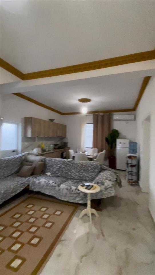 Shitet Shtëpi Private