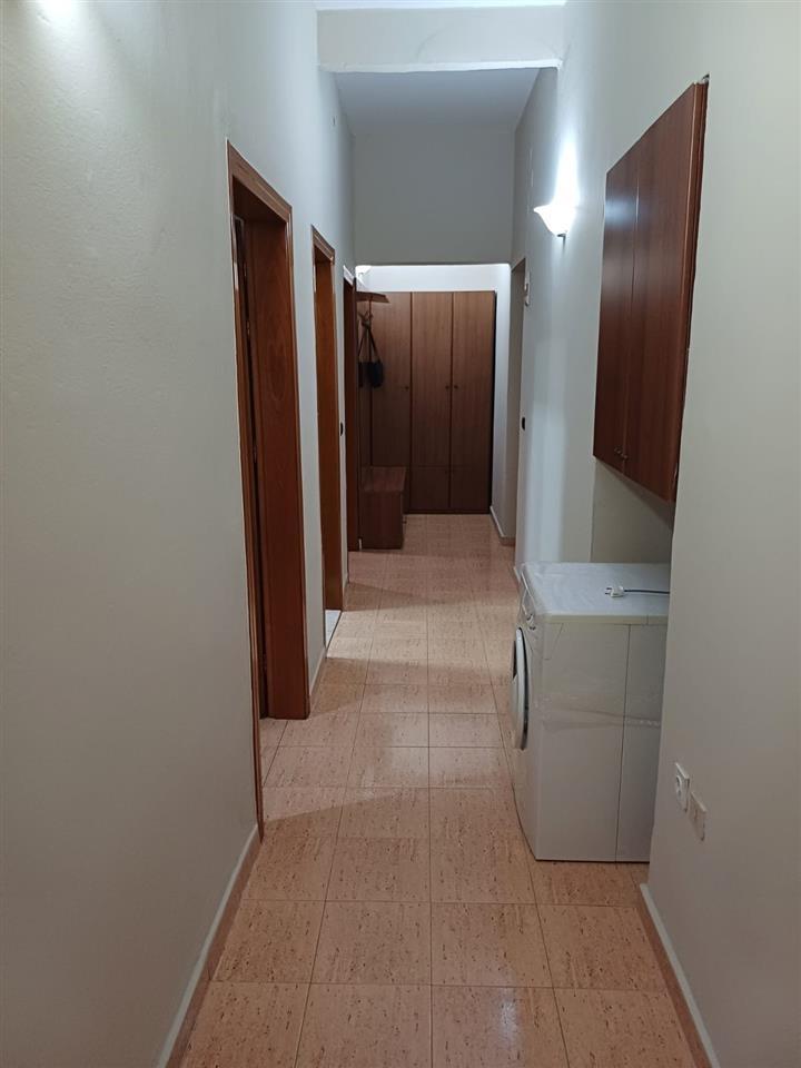 Qera, Apartament 1+1+ Ambient Gatimi, Sheshi Willson, Tiranë