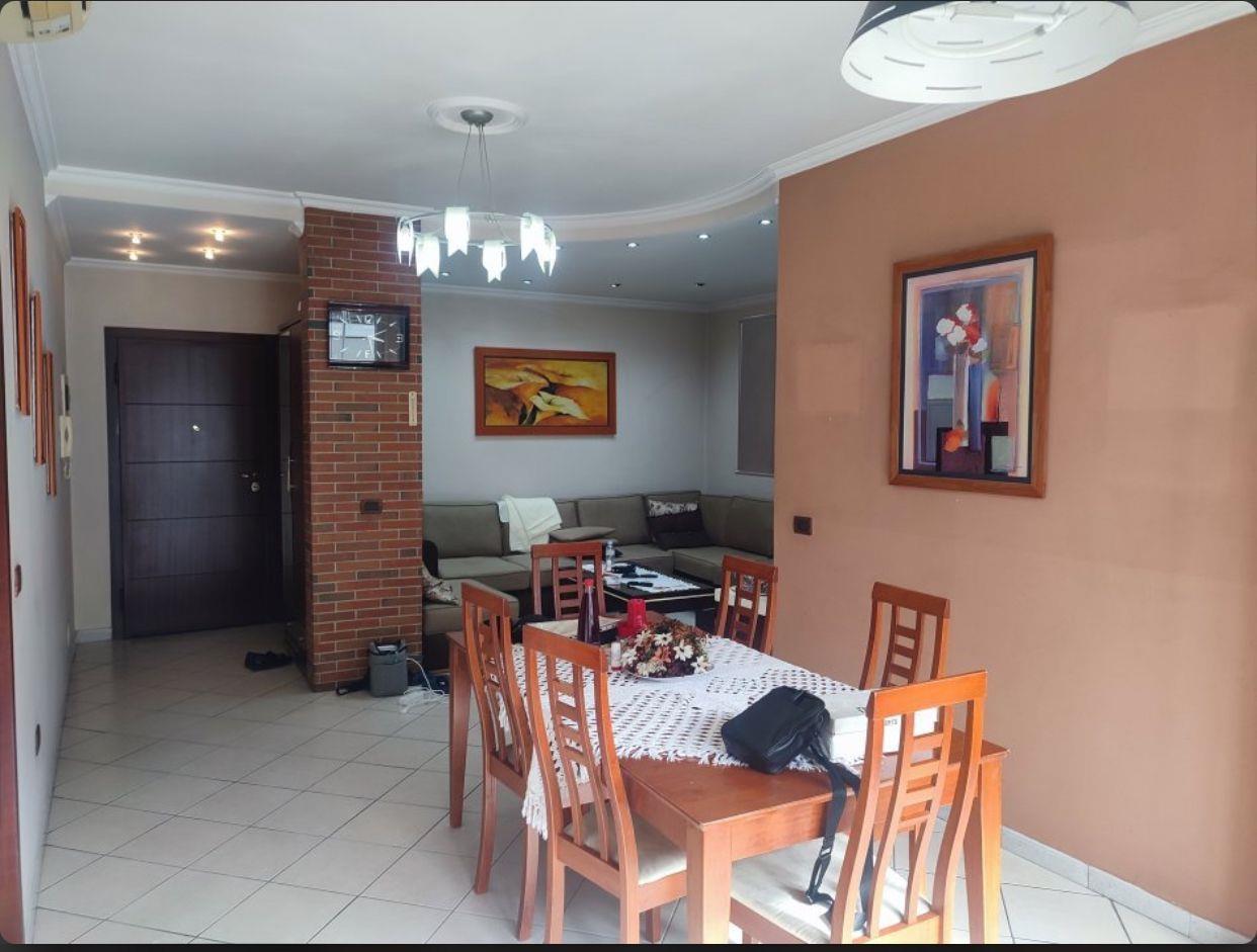 Apartament 2+1 Me Qira përballe Delijorgjit,- 750€