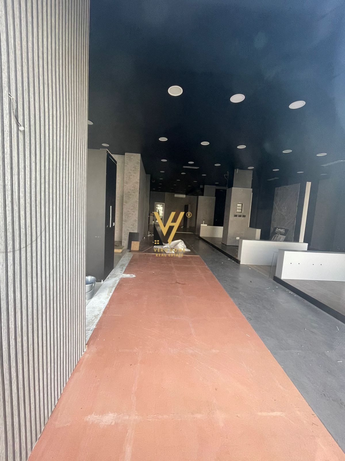 DYQAN 50 M2 ME QERA NE SELITE 600 EURO