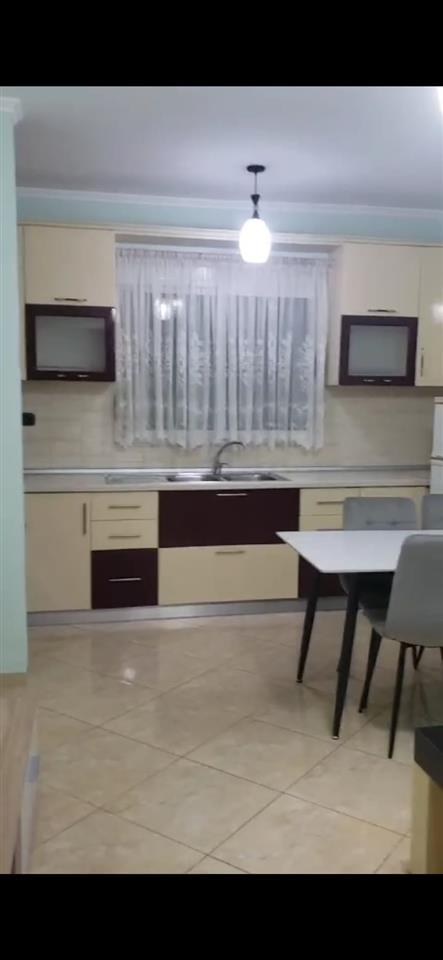 Jepet Shtepi me qera, ne Pallat i Ri 2+1