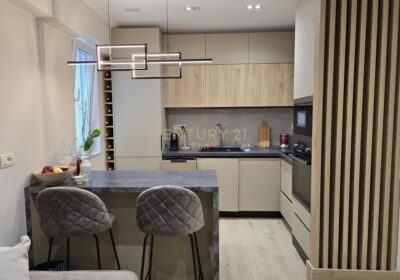 Apartament 2+1 në Qendër të Durrësit