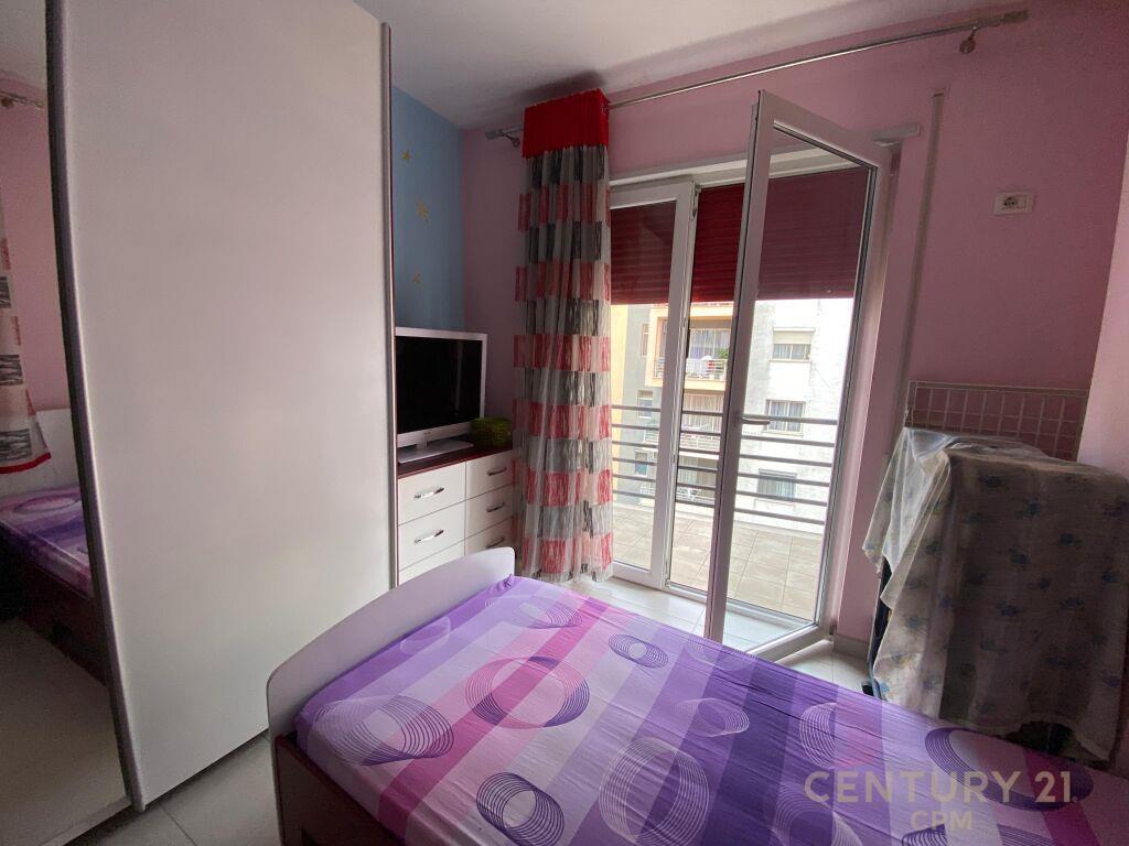 Per Qira | Apartment 2+1+2 | Jata Market prane rrethit Asti