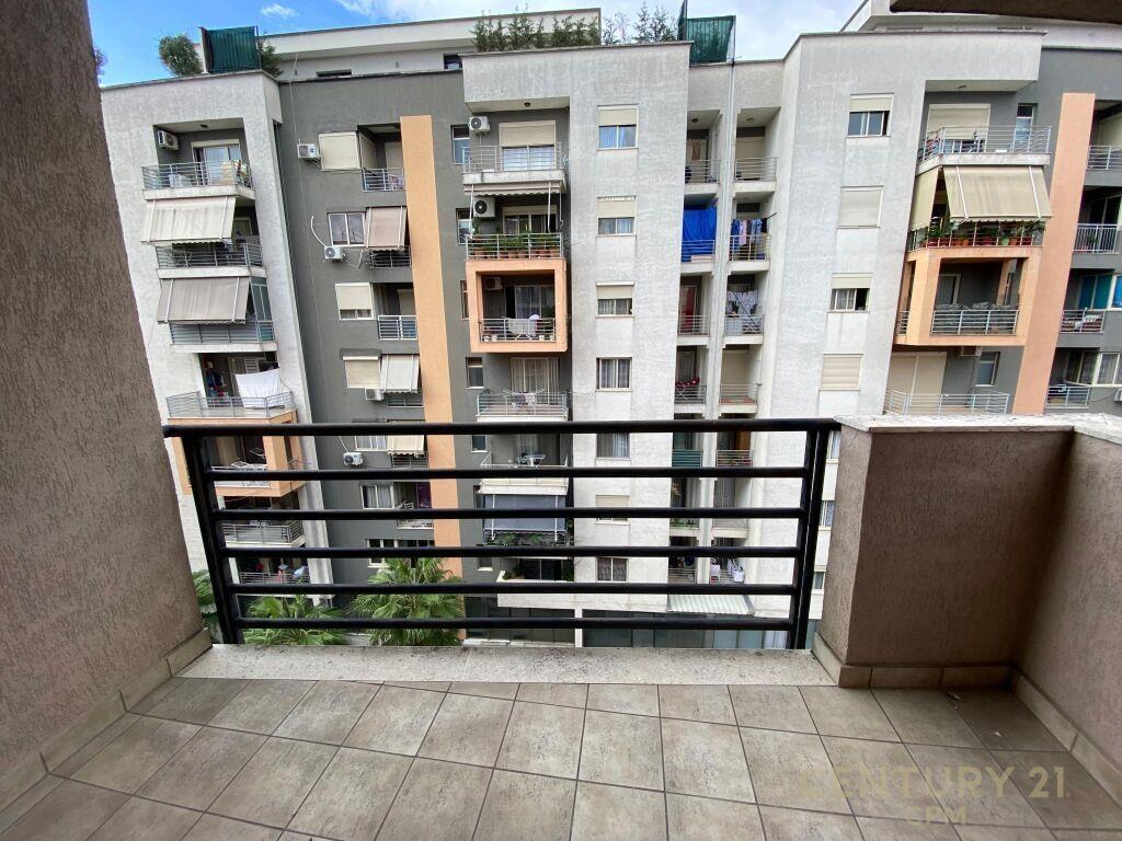 Per Qira | Apartment 2+1+2 | Jata Market prane rrethit Asti