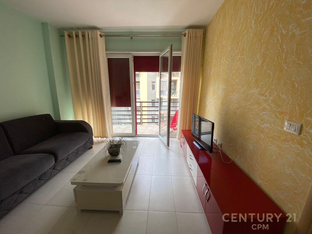 Per Qira | Apartment 2+1+2 | Jata Market prane rrethit Asti