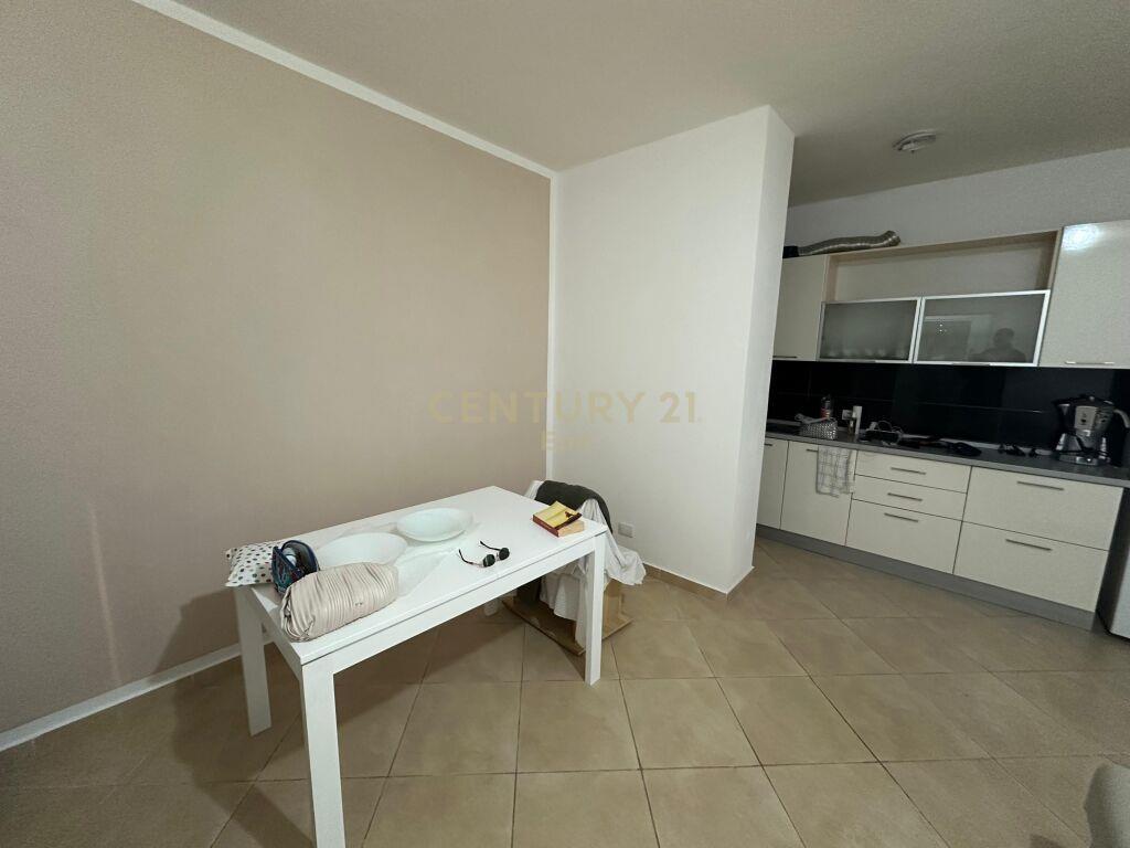 SHESIM APARTAMENT 1+1 NE DURRES NE LAGJEN NR.6!