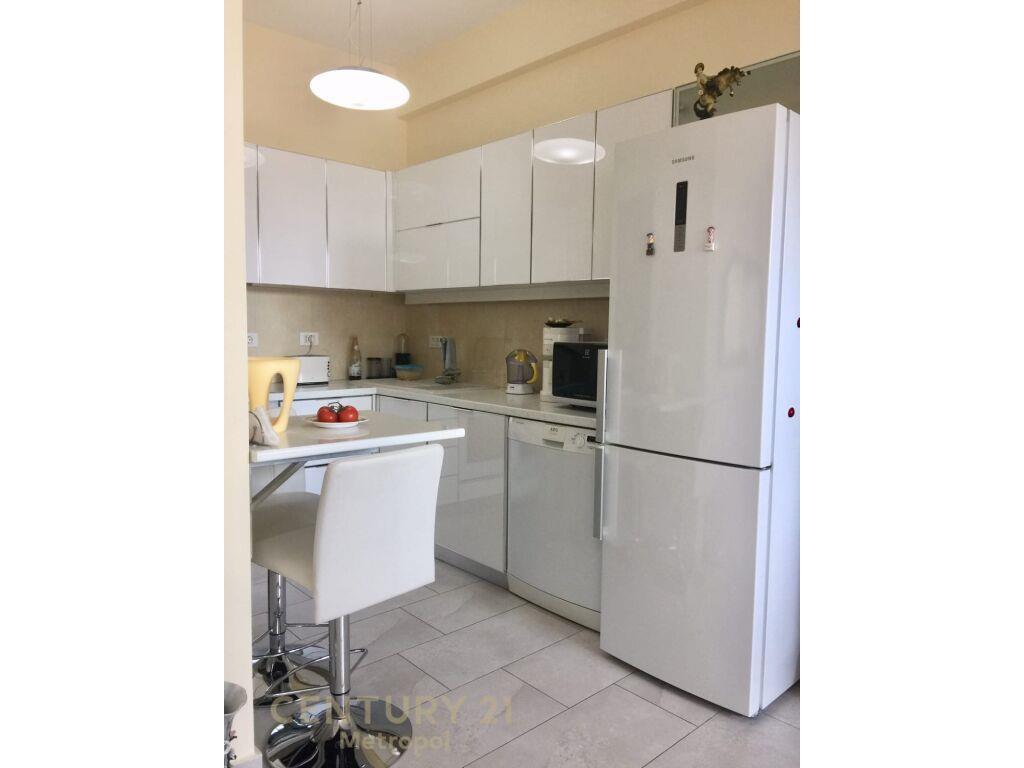 Per Qira | Apartment 1+1+1 | Rruga e Bogdaneve | 700 € /Mua