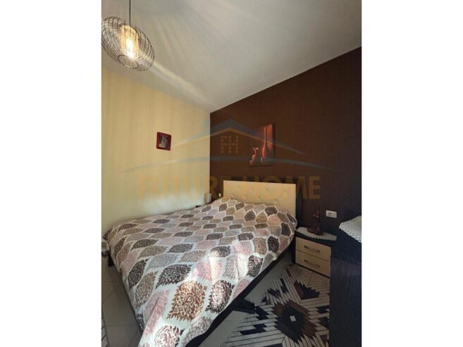 Shitet apartament 1+1 Ali Demi