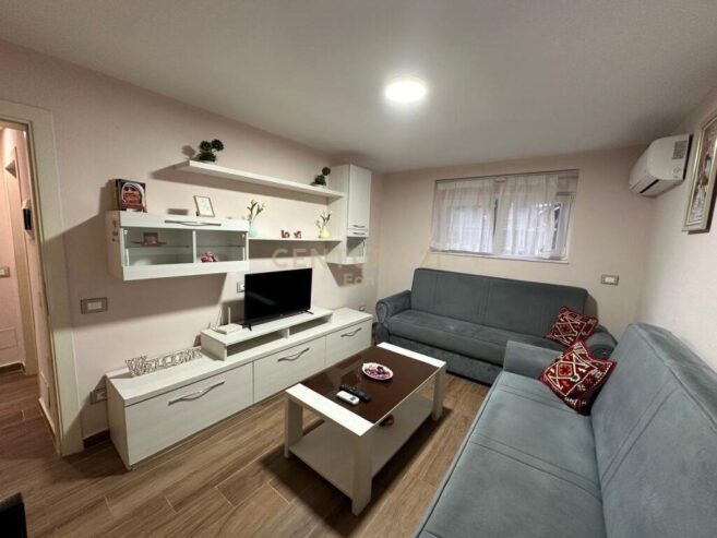 SHESIM APARTAMENT 1+1 ME KUZHINE TE VEÇUAR NE VOLLGA DURRES!