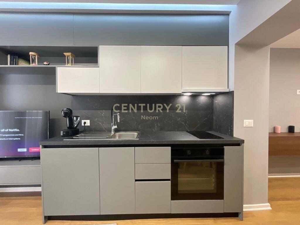 Per Qira | Apartment 1+1+1 | Rruga e Kosovarëve | 800 € /Mu