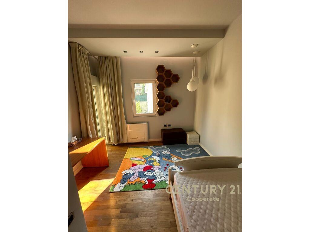 Per Qira | Apartment 2+1+2 | Liqeni i Tiranës | 1,500 € /Mu