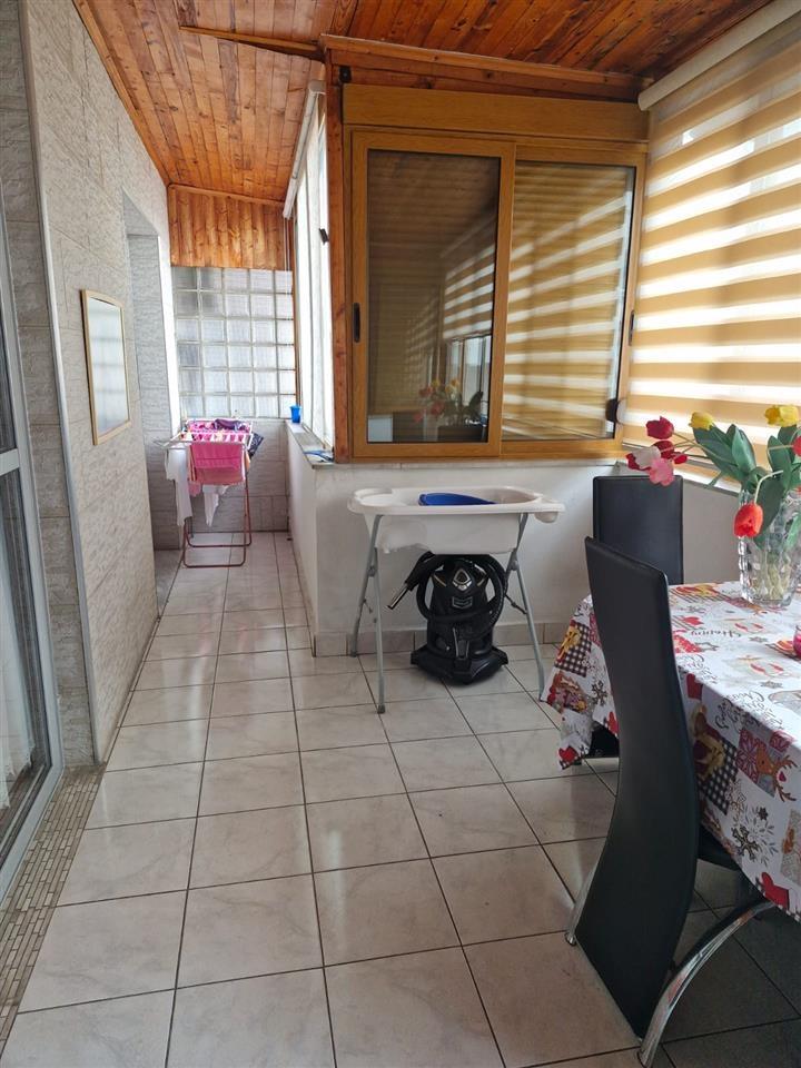 SHITET APARTAMENT 2+1 PRANE UJESJELLESIT DURRES !
