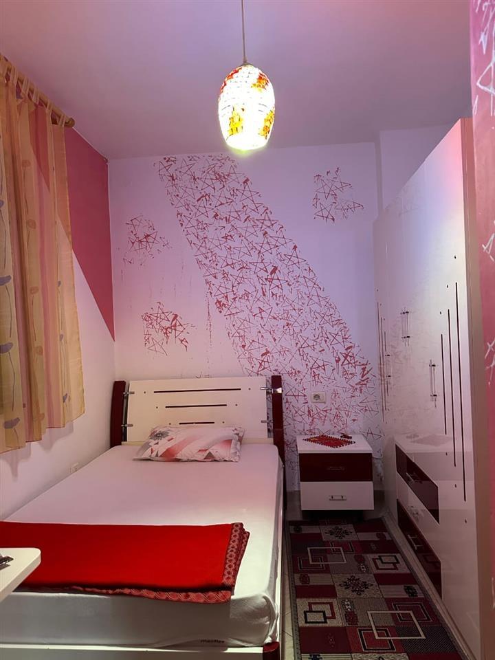 SHITET APARTAMENT 2+1 PRANE UJESJELLESIT DURRES !