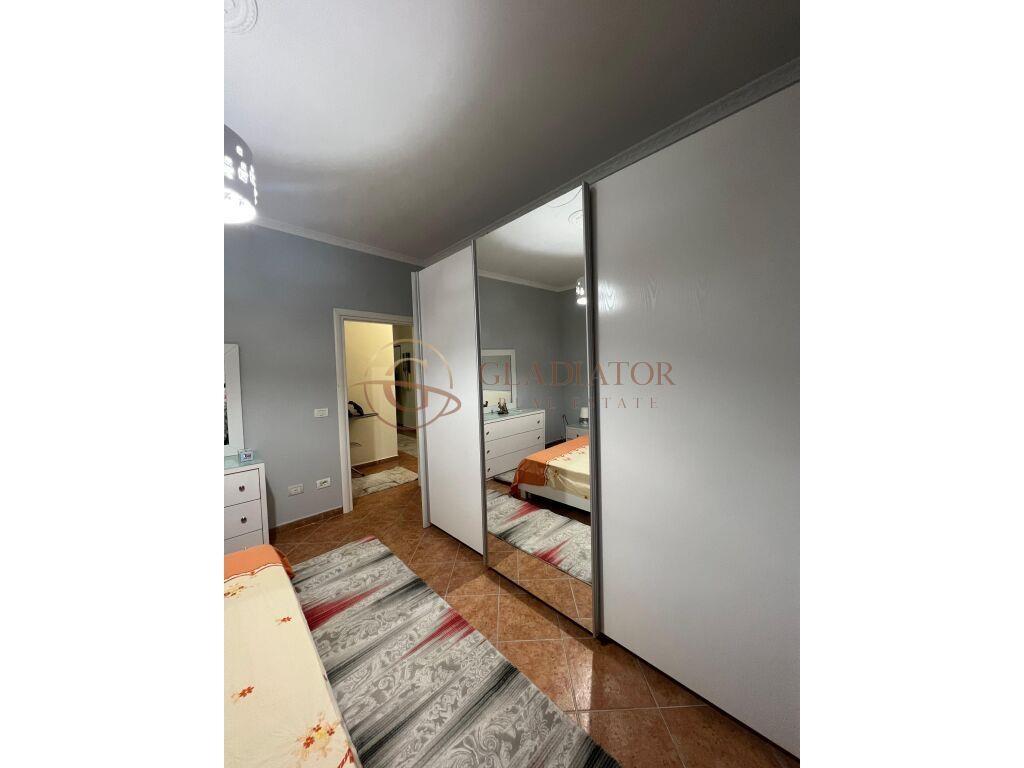 SHITET APARTAMENT 2+1+2 PRANE KAZAZIT, DURRES!