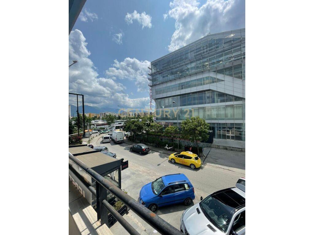 Qira | Ambient | Casa Italia | €1000