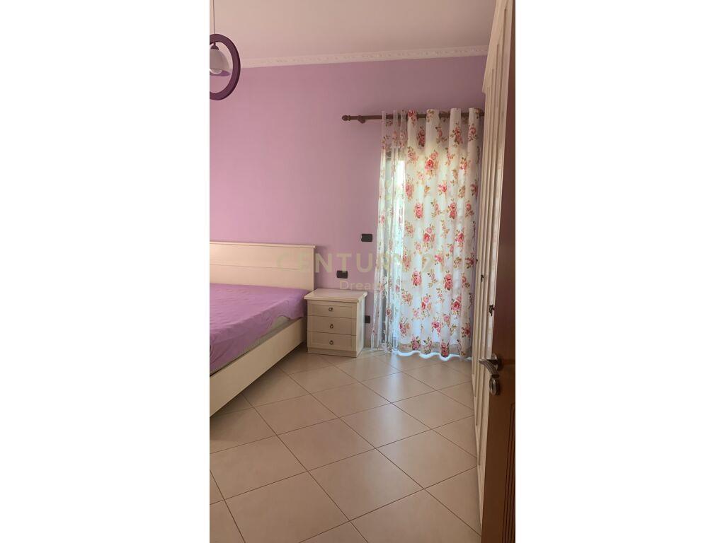 Per Qira | Apartment 3+1+2 | Liqeni i Thatë | 1,000 € /Muaj
