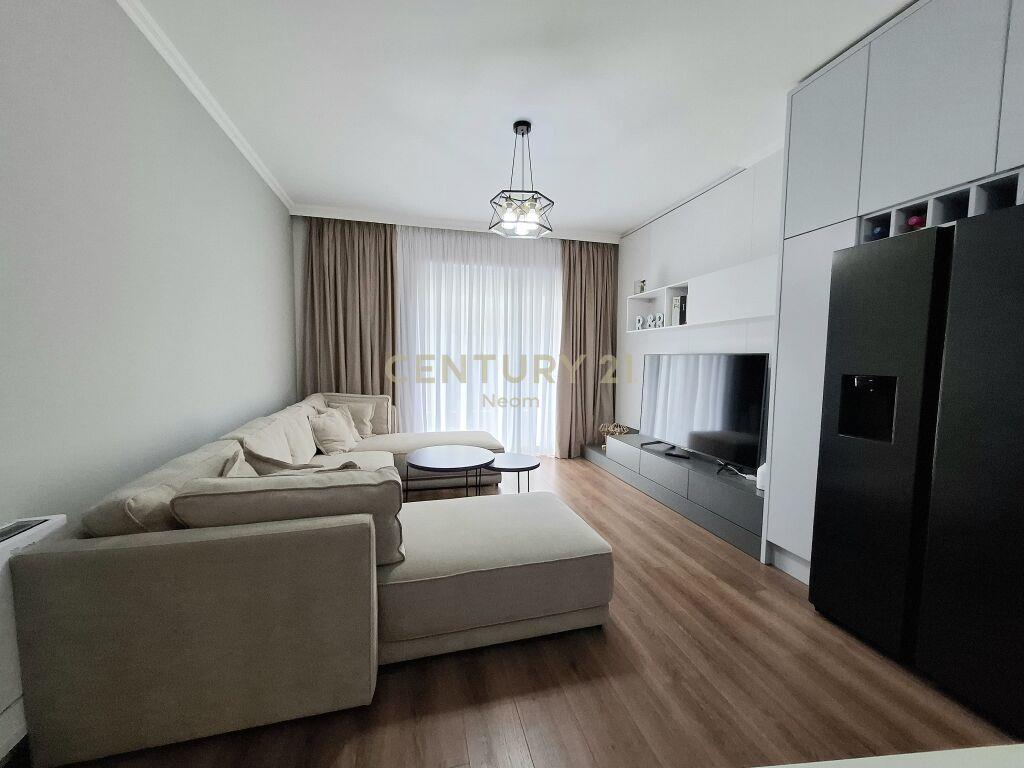 Per Qira | Apartment 2+1+2 | Kinostudio | 750 € /Muaj