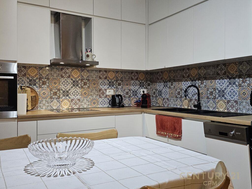 P Qira | Apartment 3+1+2 | Kodra e Diellit |1,000 € /Muaj