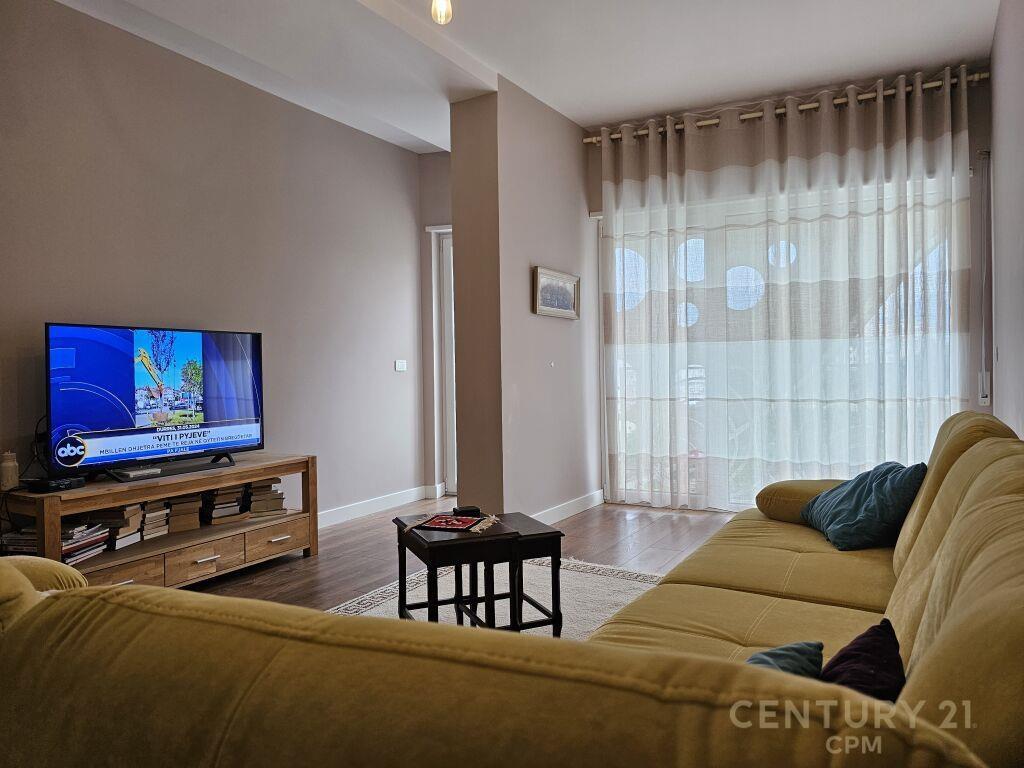 P Qira | Apartment 3+1+2 | Kodra e Diellit |1,000 € /Muaj