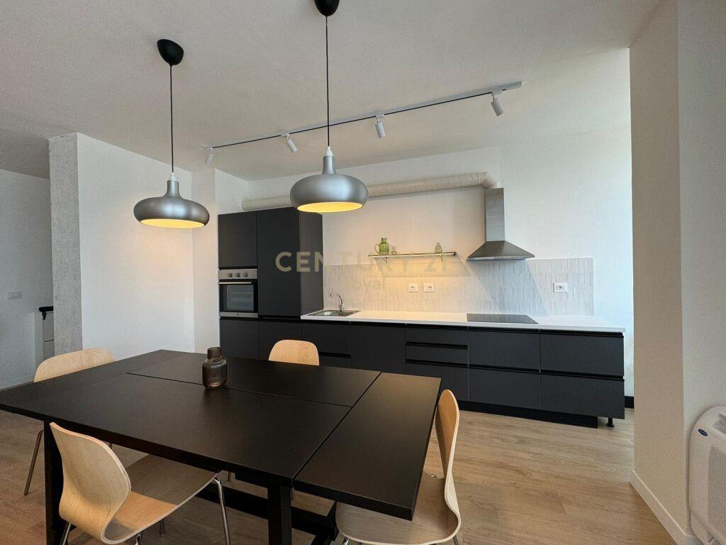 Per Qira | Apartment 3+1+2 | Bulevardi Zogu i Parë | 1,500