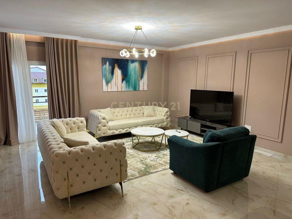 Per Qira | Apartment 3+1+2 | Farke 1,200 € /Muaj