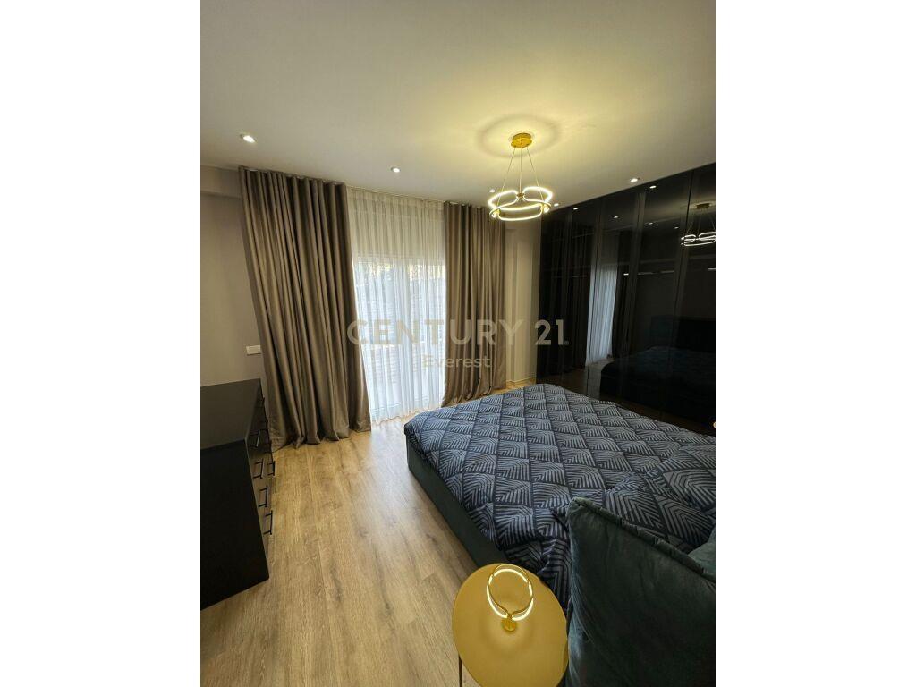 Per Qira | Apartment 3+1+2 | Farke 1,200 € /Muaj