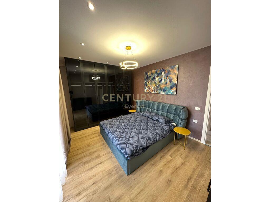 Per Qira | Apartment 3+1+2 | Farke 1,200 € /Muaj