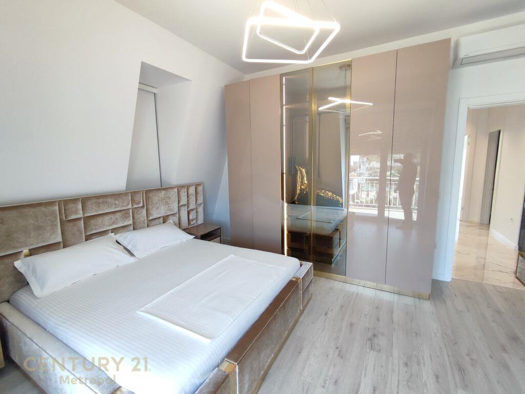 Per Qira | Apartment 2+1+2 | Qendra Tregtare TEG | 1,800 €