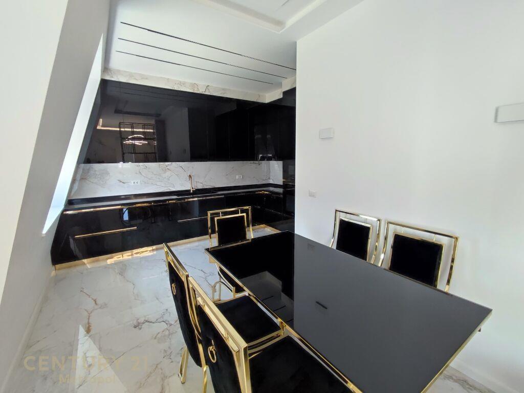 Per Qira | Apartment 2+1+2 | Qendra Tregtare TEG | 1,800 €