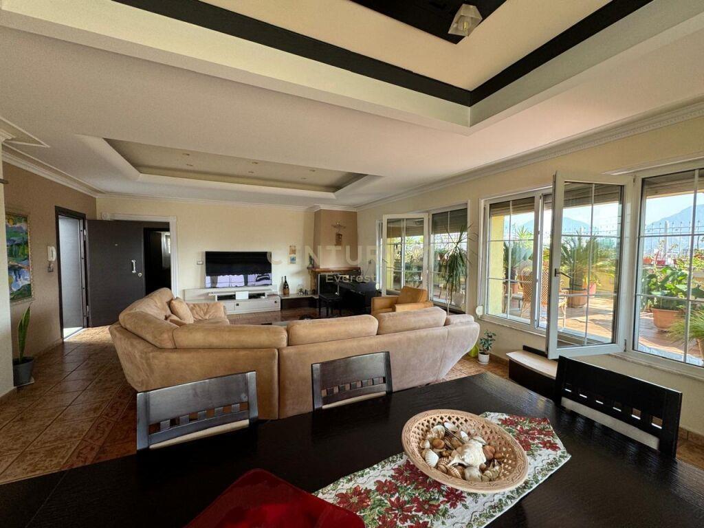 Per Qira | Apartment 3+1+3 | Rruga Fortuzi | 2,300 € /Muaj