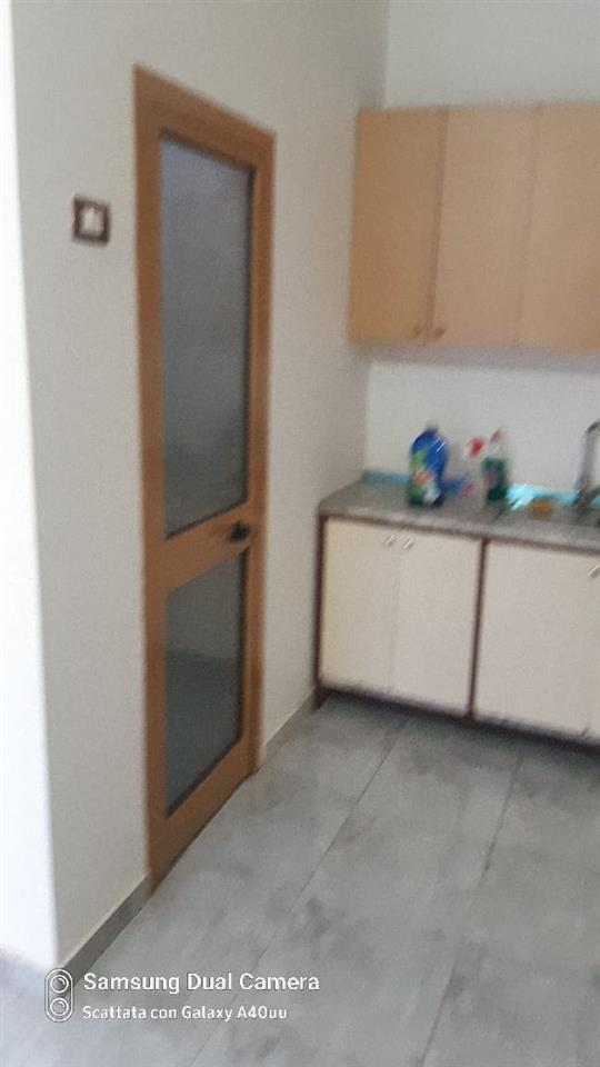 Gazoniere private jepet me qira