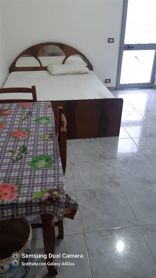 Gazoniere private jepet me qira