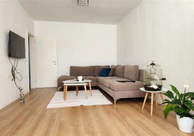 Apartament pranë hipotekës