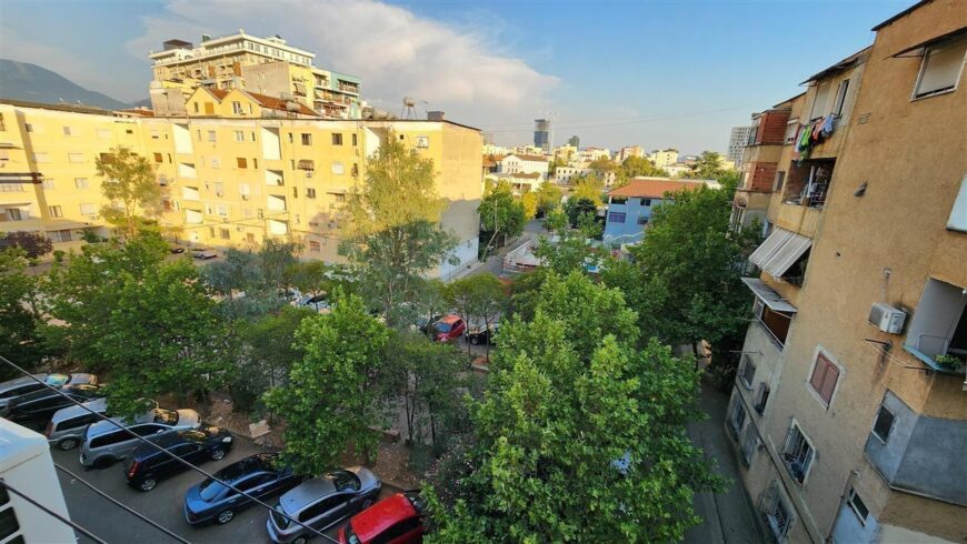 Apartament pranë hipotekës